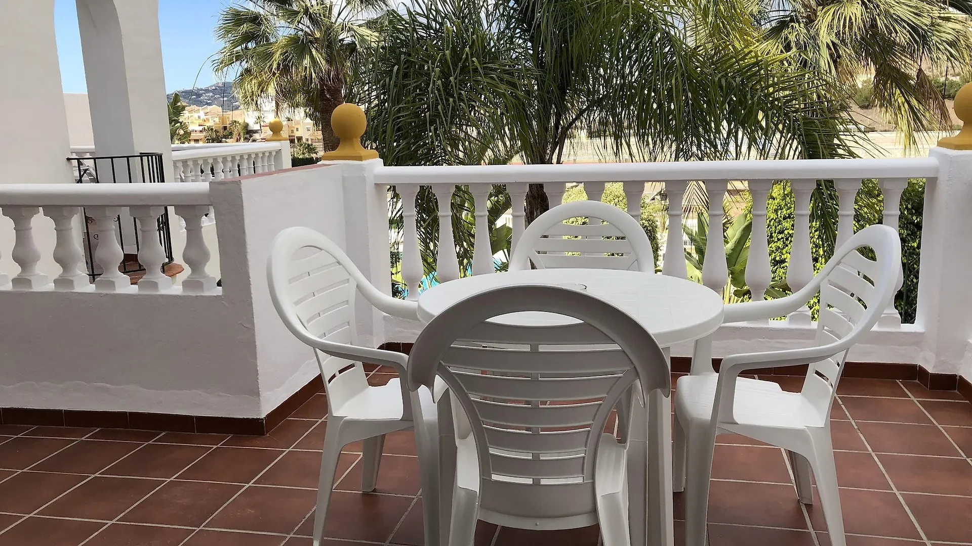 Apartamentos Las Rosas De Capistrano Nerja