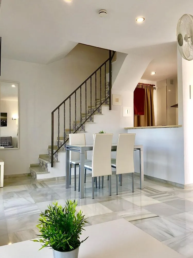 Apartamentos Las Rosas De Capistrano Nerja