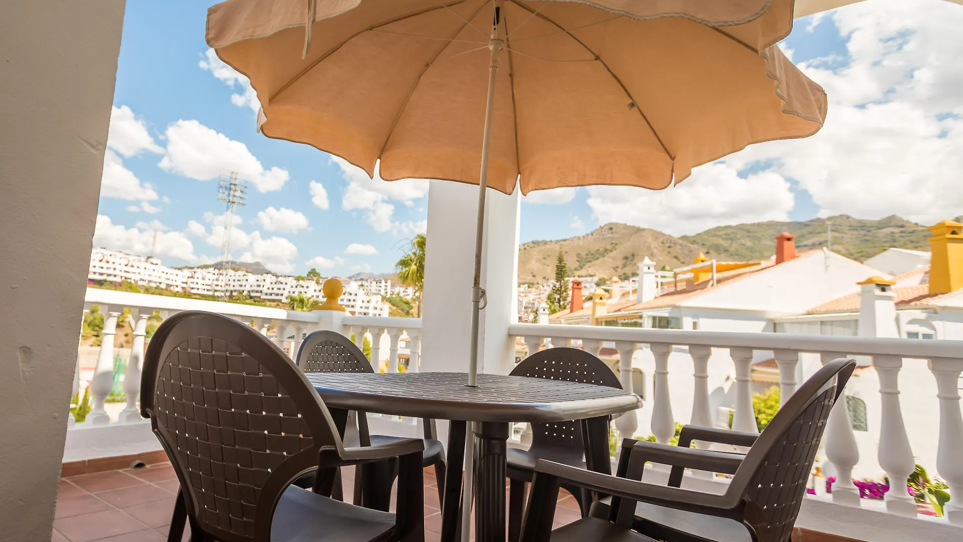Apartamentos Las Rosas De Capistrano Nerja 0*,  Spain
