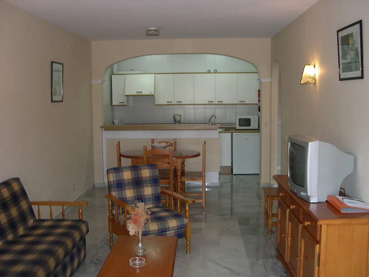 Apartment Apartamentos Las Rosas De Capistrano Nerja Spain